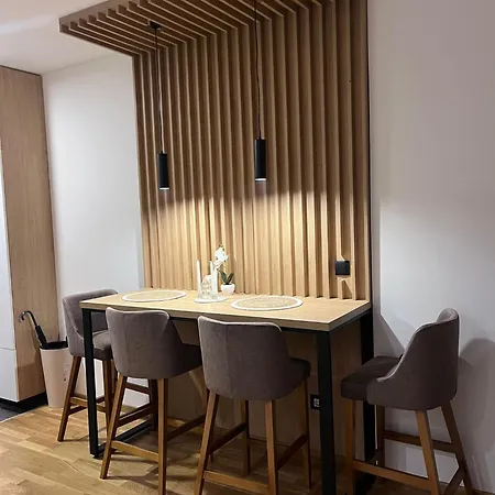 Zlatni Pogled Apartamento